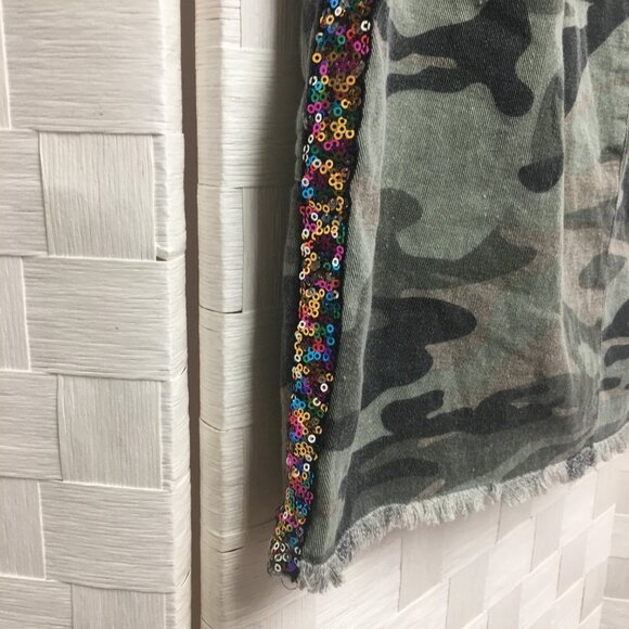 item ditto camo mini skirt size medium - Picture 8 of 11